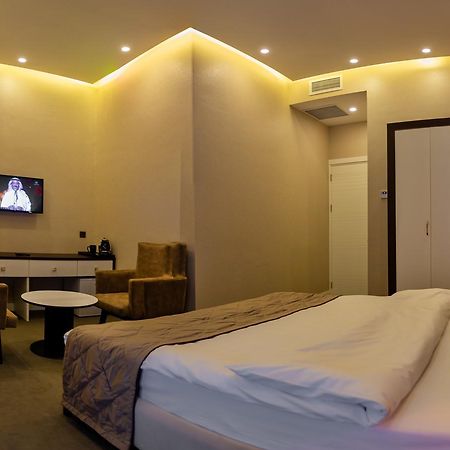 Aksent Hotel Баку Екстер'єр фото